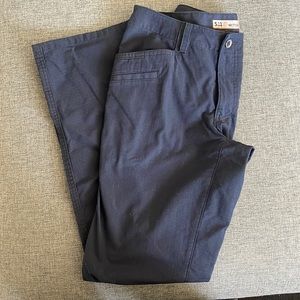 Men’s Black 5.11 Tactical Pant.